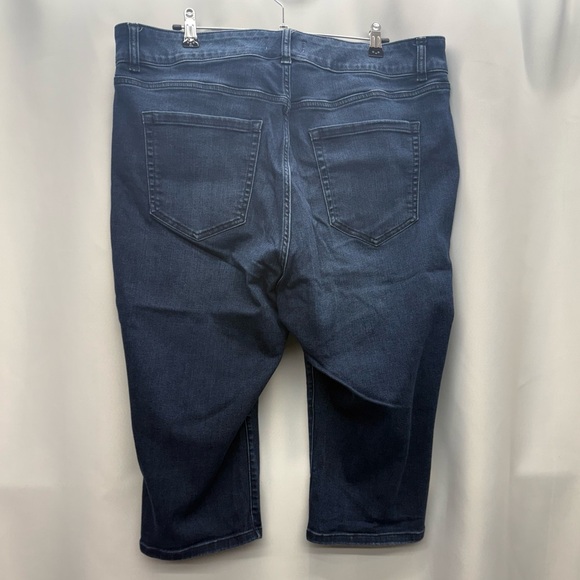 Lane Bryant Women's Denim Capri - Picture 4 of 7